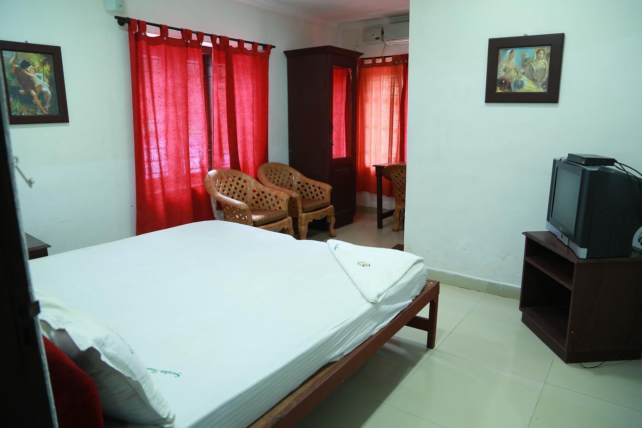 Swades Residency Hotel Cheruvalli Luaran gambar